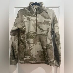 SHE Outdoor Half-Zip Fleece - Large